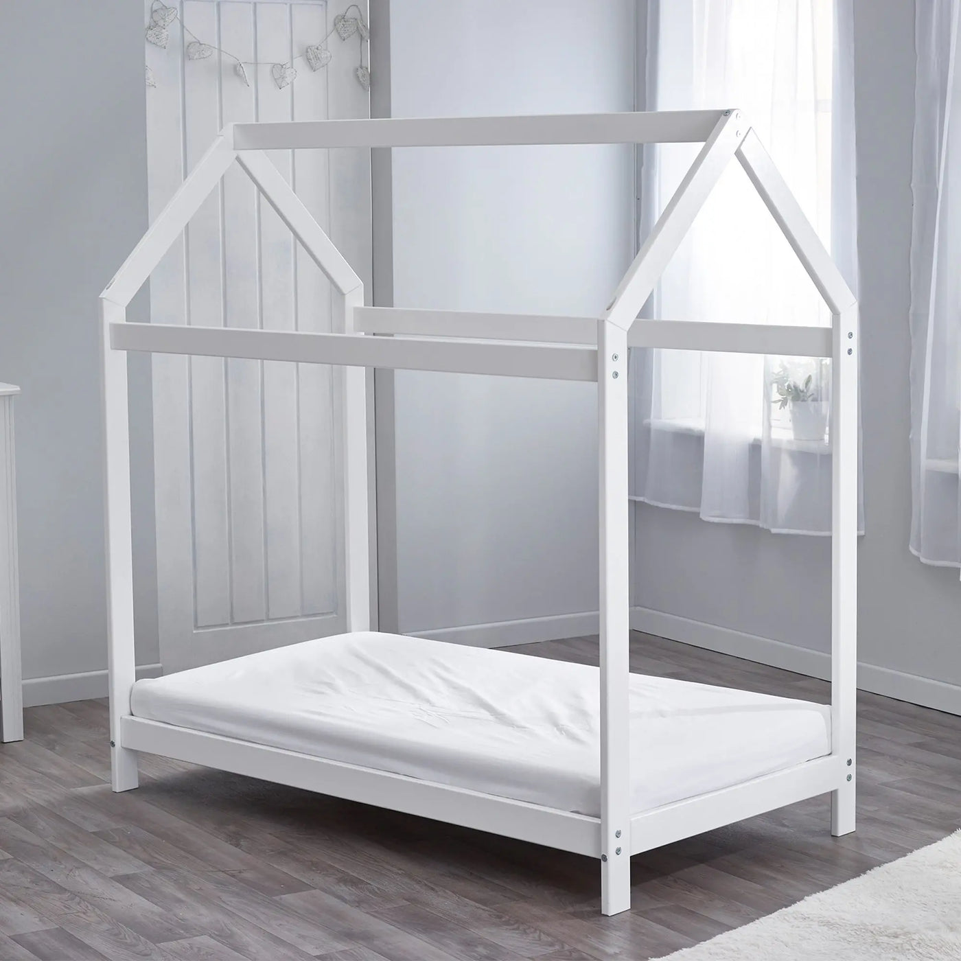 Kids Contemporary Bed House White - Kids House Bed