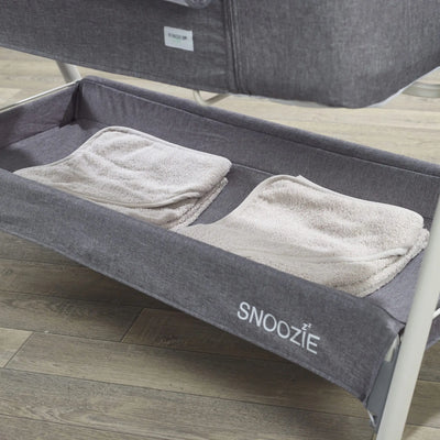 Classic Snoozie Bedside Crib -Antarctica Grey/ Storm Grey add Two Pack Of Fitted Sheets