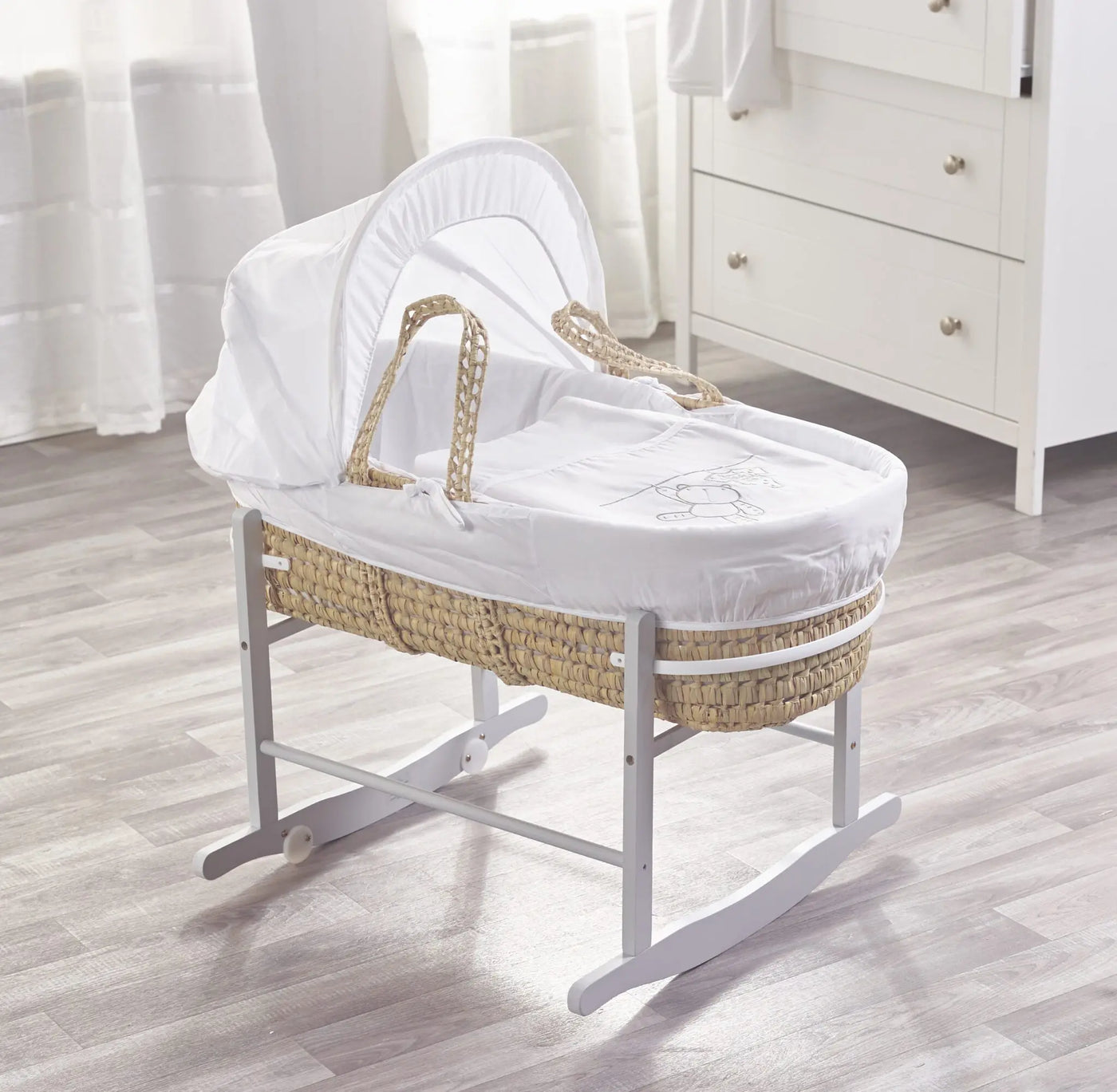 White Teddy Wash Day Palm Moses Basket  - Folding Stand White/Rocking Stand Grey/Natural