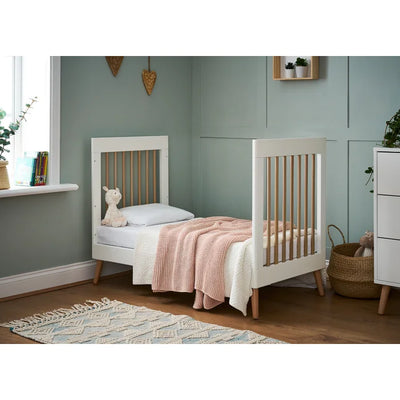 Stylish Contemporary Baby Mini Cot Bed - White