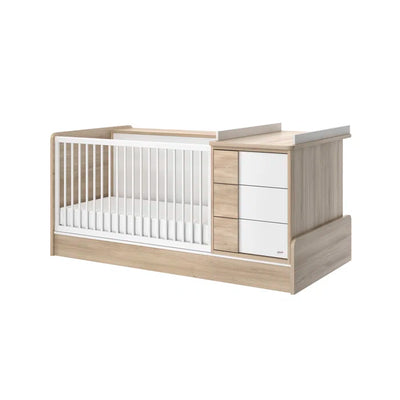 Ultimate Modern Style Baby Cot Bed by Wade Logan - Convertible Cot