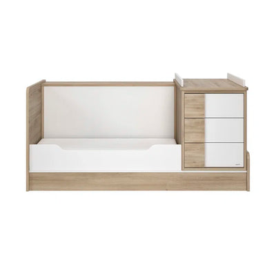 Ultimate Modern Style Baby Cot Bed by Wade Logan - Convertible Cot