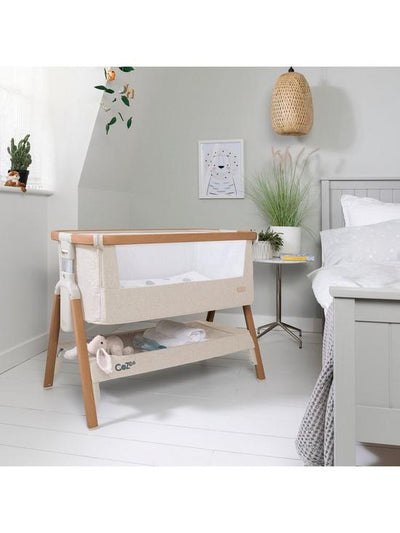 Stylish Bedside Crib - Scandinavian Walnut/Ecru