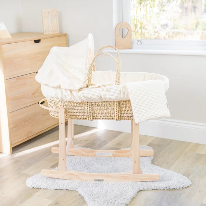 Cozy Breathable Waffle Palm Moses Baby Basket