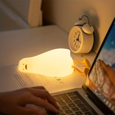 LED Duck-Shaped Night Light, Silicone, Tap-Control, Warm & Colorful Light Modes, Portable And Rechargeable Desk Lamp Fo