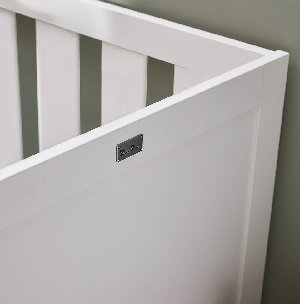 Nursery Bedroom 2 Piece set - Cot and Set of Drawer White Bromley Newborn to 4 years old